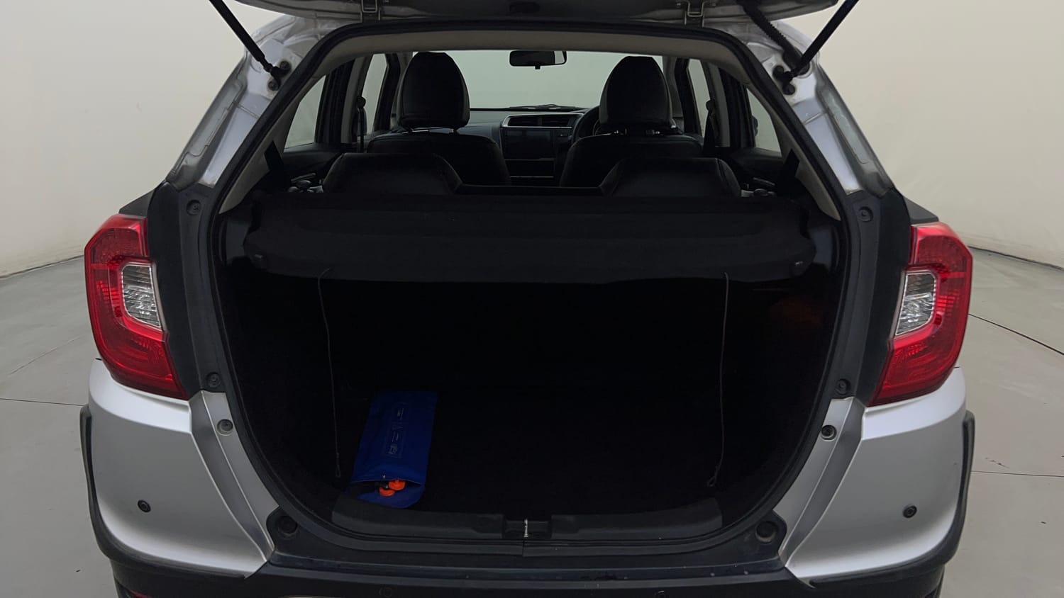 Used 2019 Honda WR-V VX MT Petrol Petrol Manual interior DICKY INSIDE VIEW