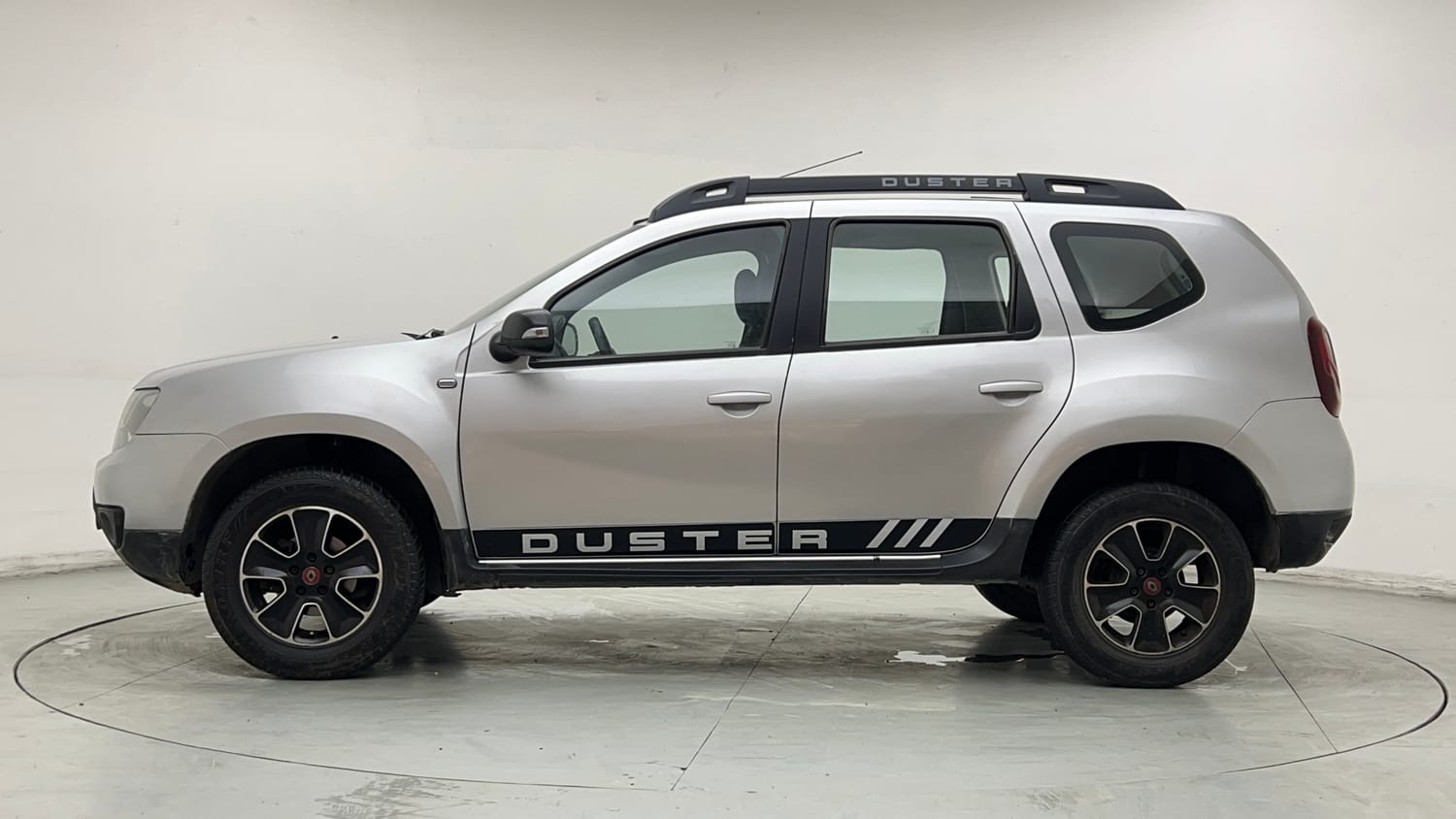 Used 2018 Renault Duster RXS CVT Petrol Automatic exterior LEFT SIDE VIEW