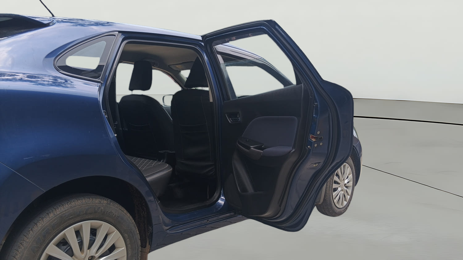 Used 2019 Maruti Suzuki Baleno Delta Petrol Manual interior RIGHT REAR DOOR OPEN VIEW