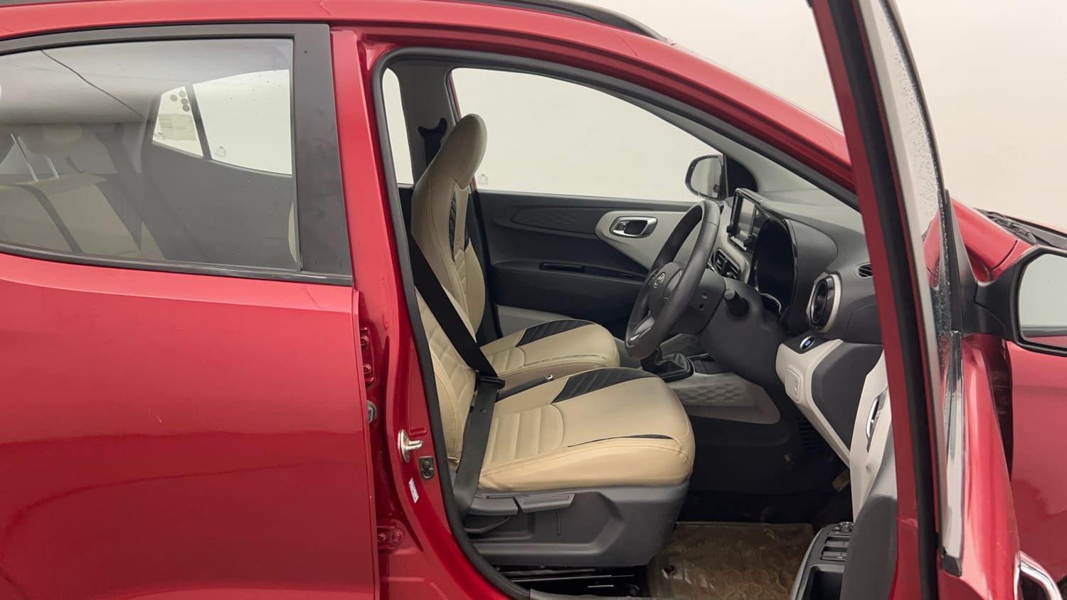 Used 2022 Hyundai Grand i10 Nios Asta 1.2 Kappa VTVT Petrol Manual interior RIGHT SIDE FRONT DOOR CABIN VIEW