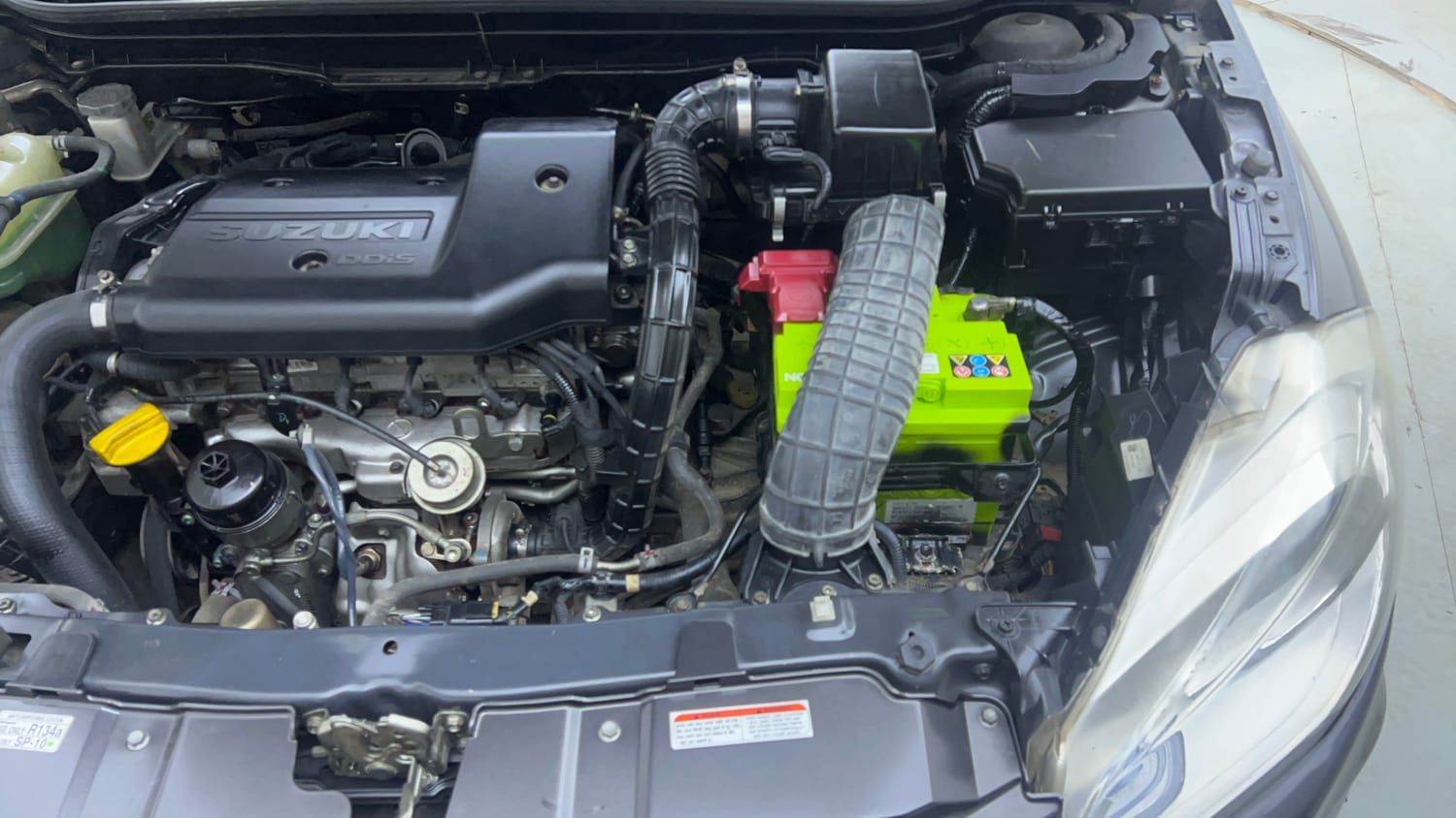 Used 2017 Maruti Suzuki S-Cross Zeta 1.3 Diesel Manual engine ENGINE LEFT SIDE VIEW