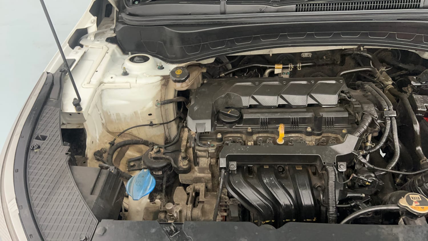 Used 2020 Kia Seltos HTK Plus 1.5 Petrol Manual engine ENGINE RIGHT SIDE VIEW