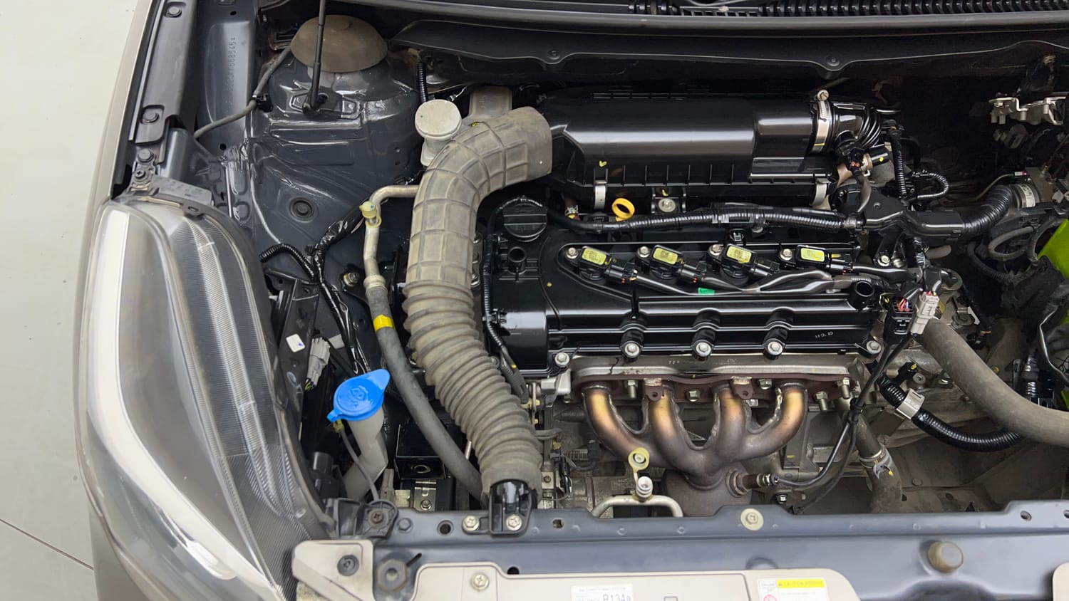 Used 2019 Maruti Suzuki Baleno Alpha Petrol Manual engine ENGINE RIGHT SIDE VIEW