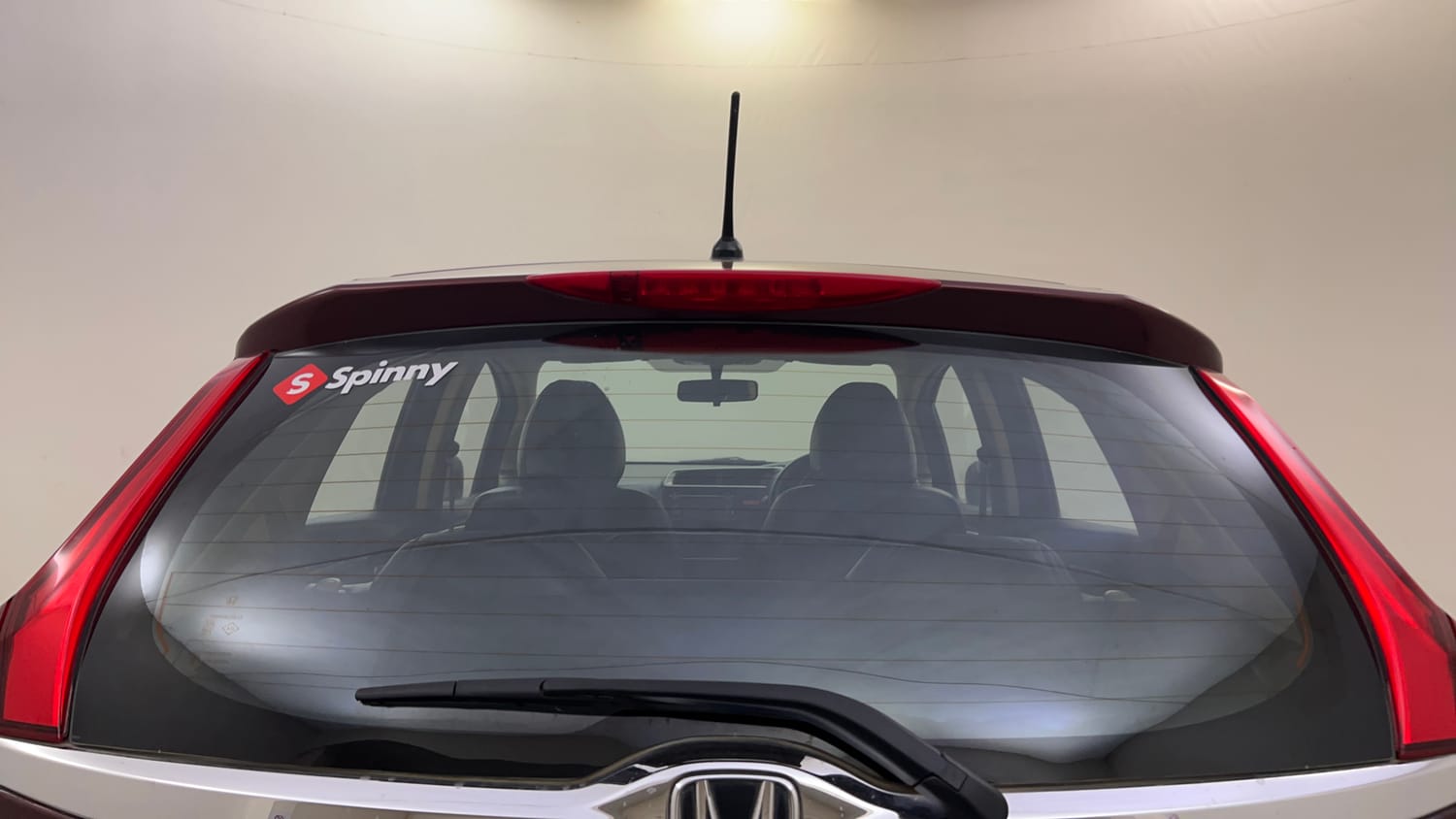 Used 2015 Honda Jazz V Petrol Petrol Manual top_features Rear defogger