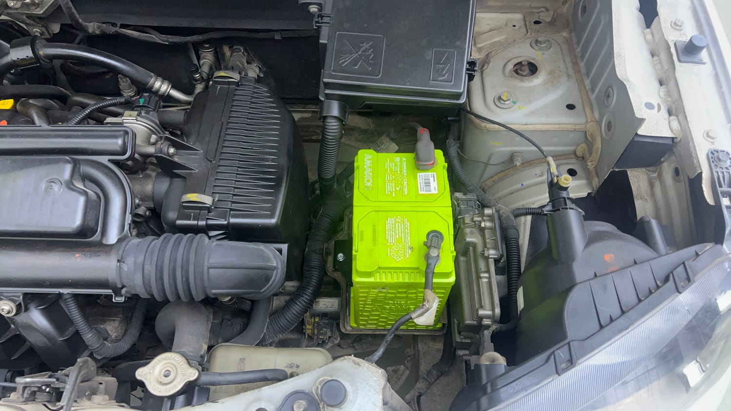 Used 2018 Renault Kwid 1.0 RXT AMT Opt Petrol Automatic engine ENGINE LEFT SIDE VIEW