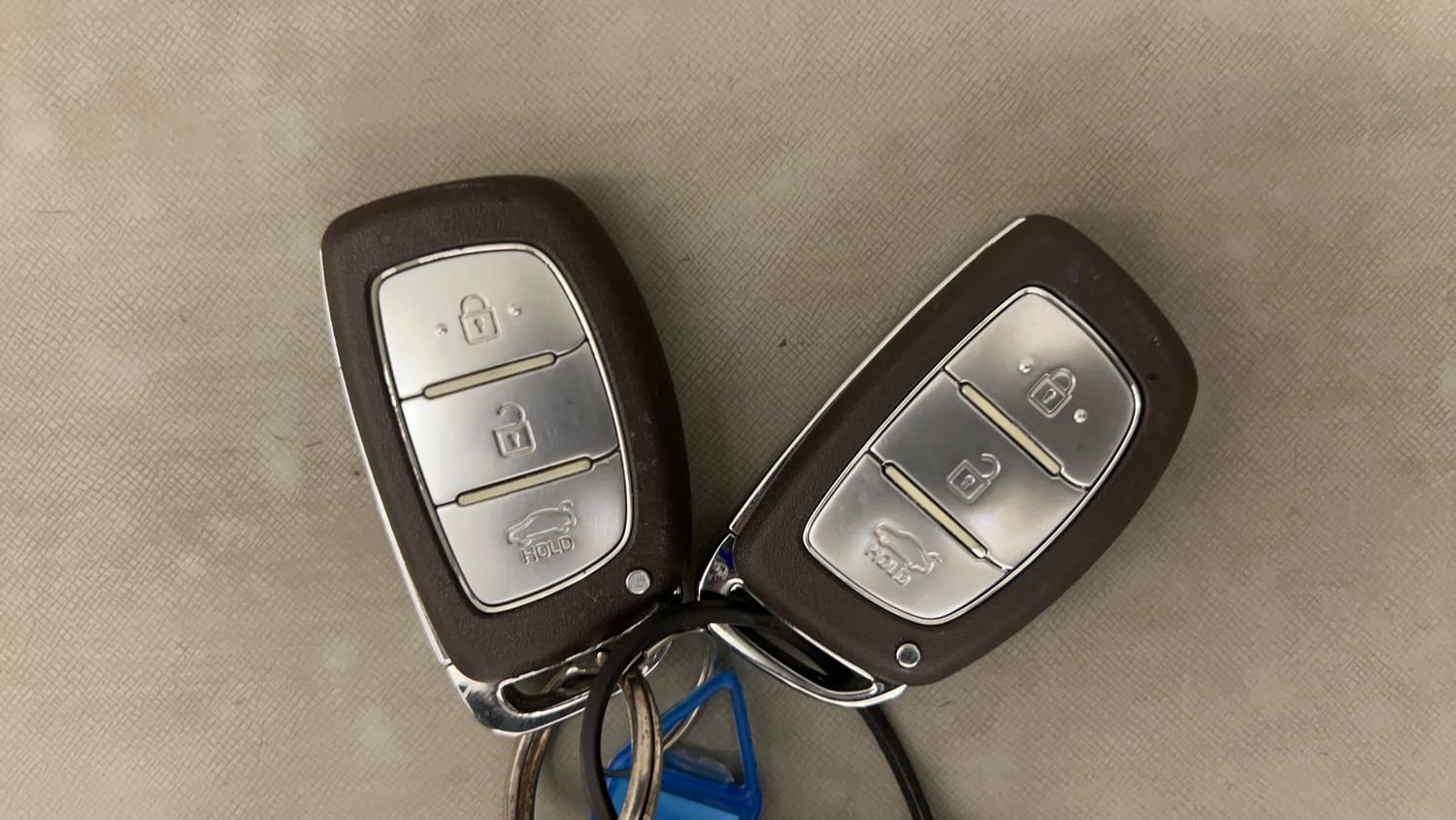Used 2014 Hyundai Grand i10 Sportz 1.1 CRDi Diesel Manual extra CAR KEY VIEW