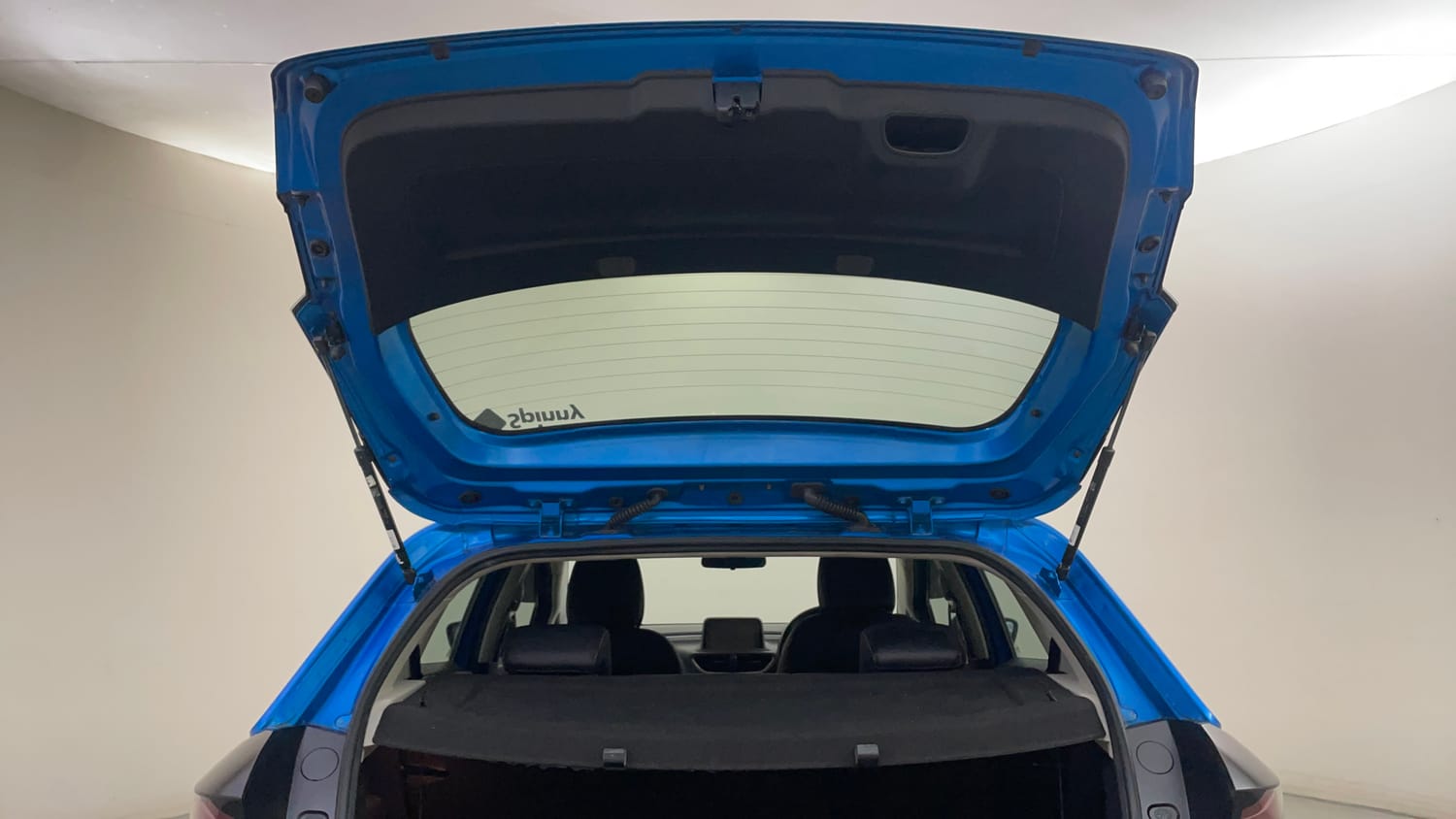Used 2022 Tata Altroz XZ Plus Petrol Petrol Manual interior DICKY DOOR OPEN VIEW