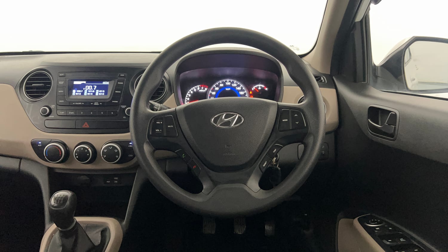 Used 2019 Hyundai Grand i10 Magna 1.2 Kappa VTVT Petrol Manual interior STEERING VIEW