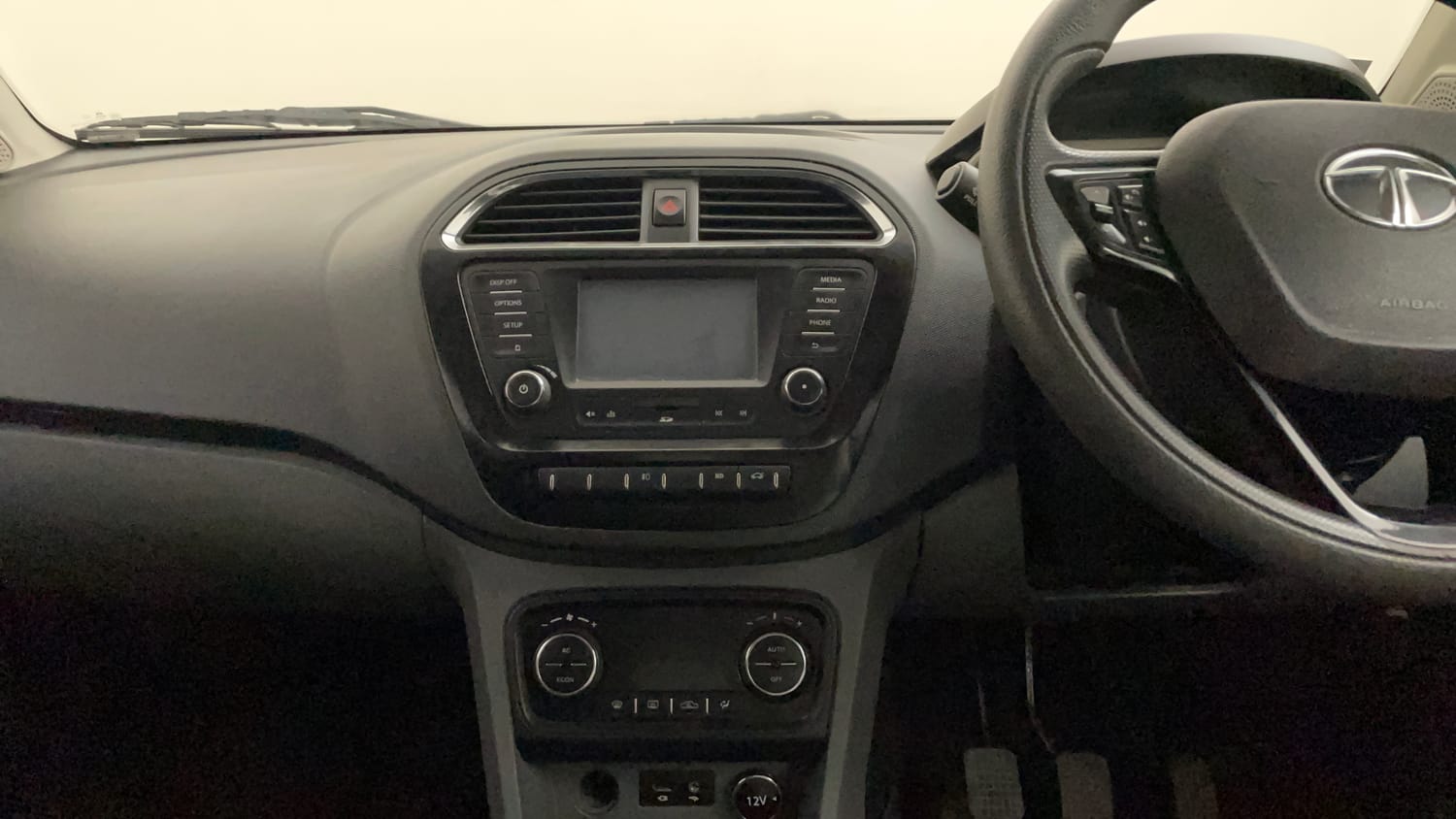 Used 2017 Tata Tigor Revotorq XZ (O) Diesel Manual interior MUSIC SYSTEM & AC CONTROL VIEW