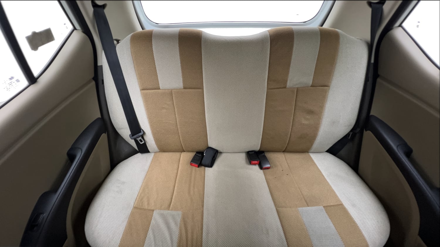 Used 2013 Hyundai i10 Magna 1.1 iRDE2 Petrol Manual interior REAR SEAT CONDITION VIEW