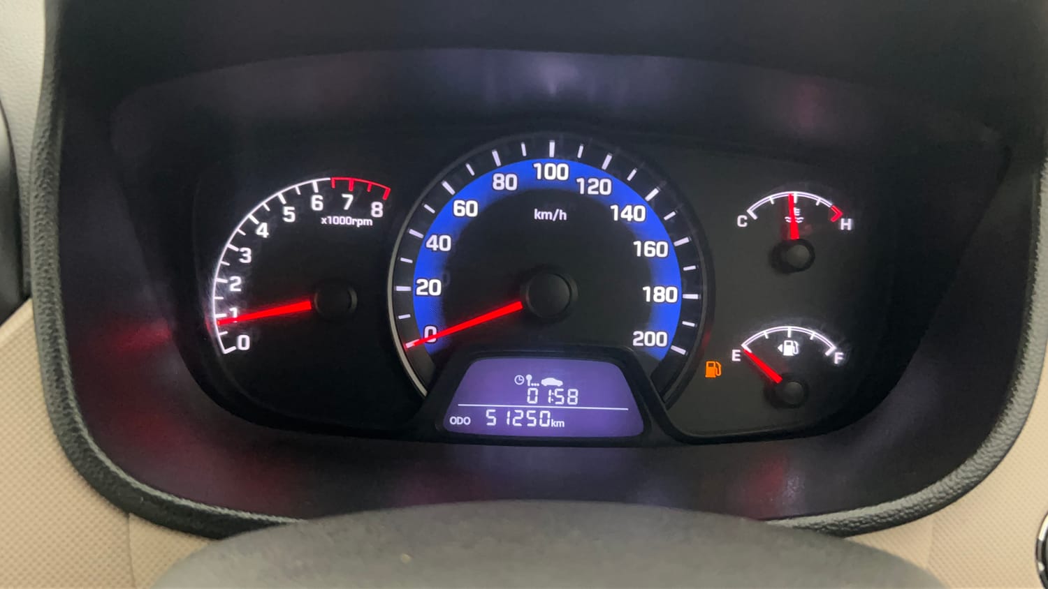Used 2014 Hyundai Xcent SX 1.2 Petrol Manual interior CLUSTERMETER VIEW