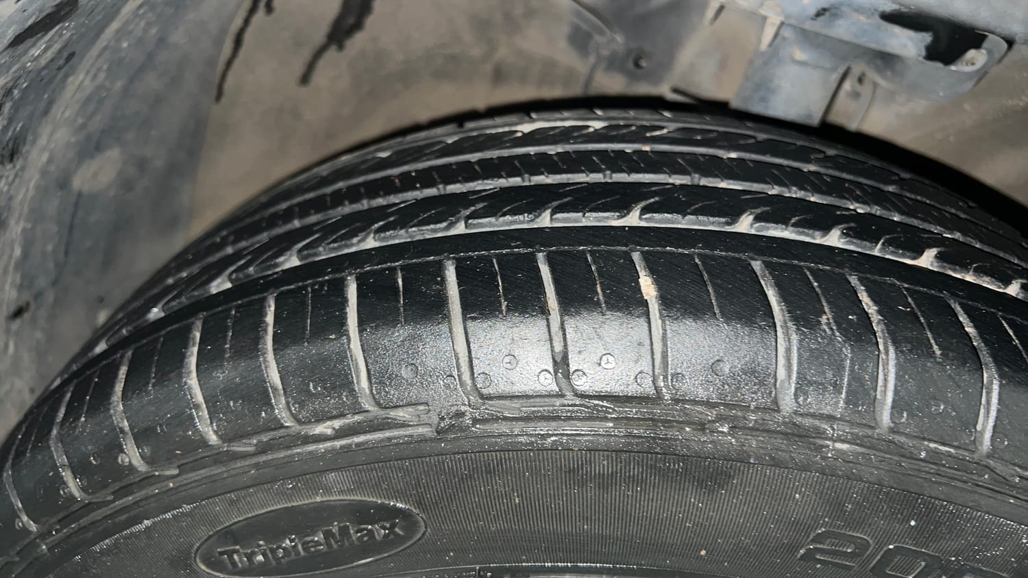 Used 2020 Kia Seltos HTK Plus 1.5 Petrol Manual tyres RIGHT FRONT TYRE TREAD VIEW