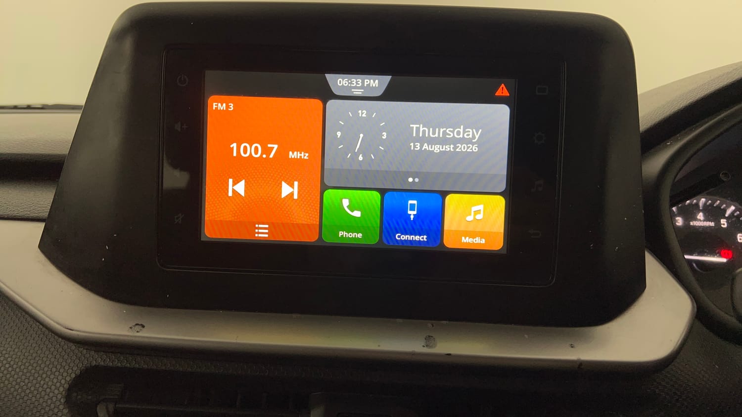 Used 2023 Maruti Suzuki Brezza VXi Petrol Manual top_features Touch screen infotainment system