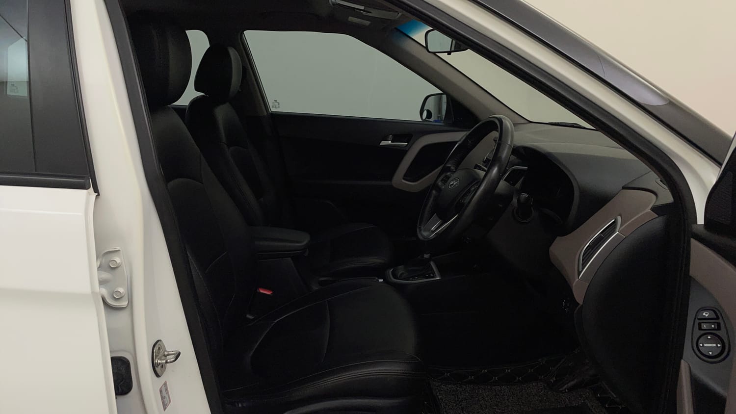 Used 2019 Hyundai Creta SX 1.6 AT Petrol Petrol Automatic interior RIGHT SIDE FRONT DOOR CABIN VIEW