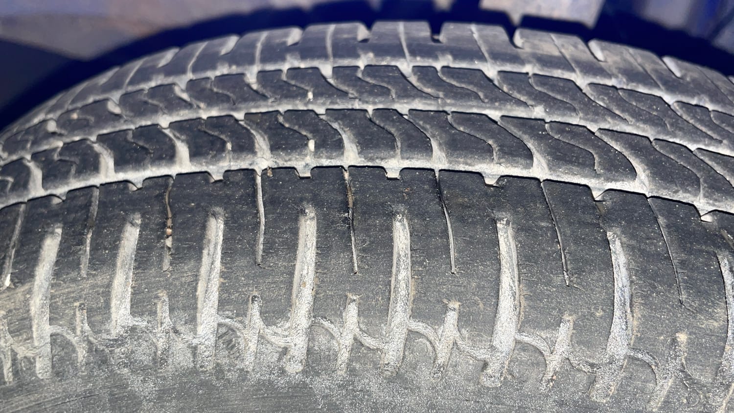 Used 2014 Tata Nano LX Petrol Manual tyres RIGHT FRONT TYRE TREAD VIEW