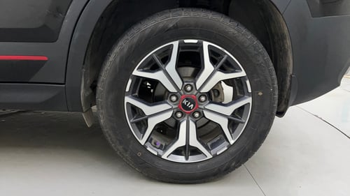 Used 2019 kia Seltos GTX DCT 1.4 Petrol Automatic tyres LEFT REAR TYRE RIM VIEW