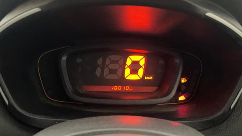 Used 2017 Renault Kwid 1.0 RXL Petrol Manual interior CLUSTERMETER VIEW