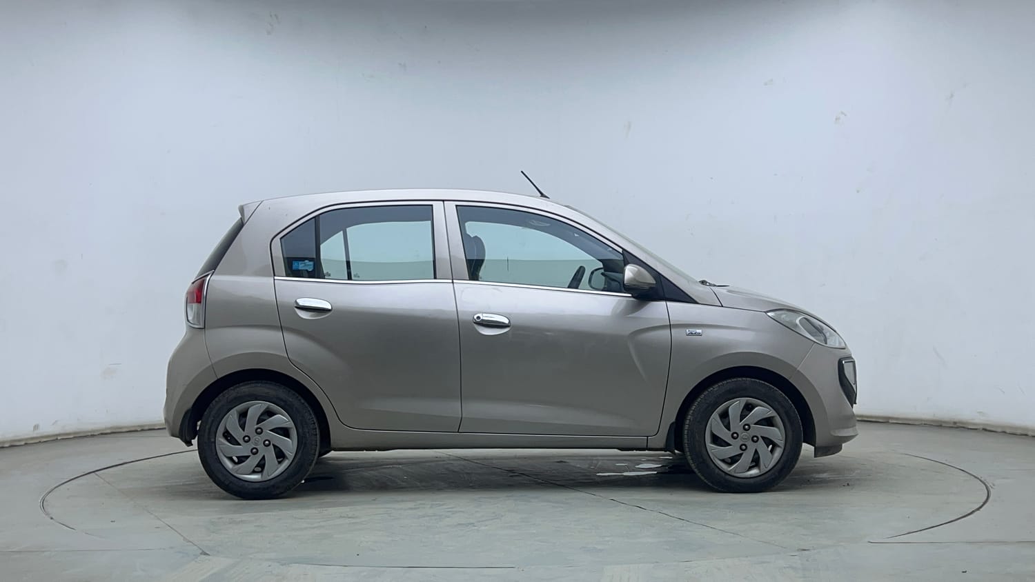 Used 2020 Hyundai Santro Sportz AMT Petrol Automatic exterior RIGHT SIDE VIEW