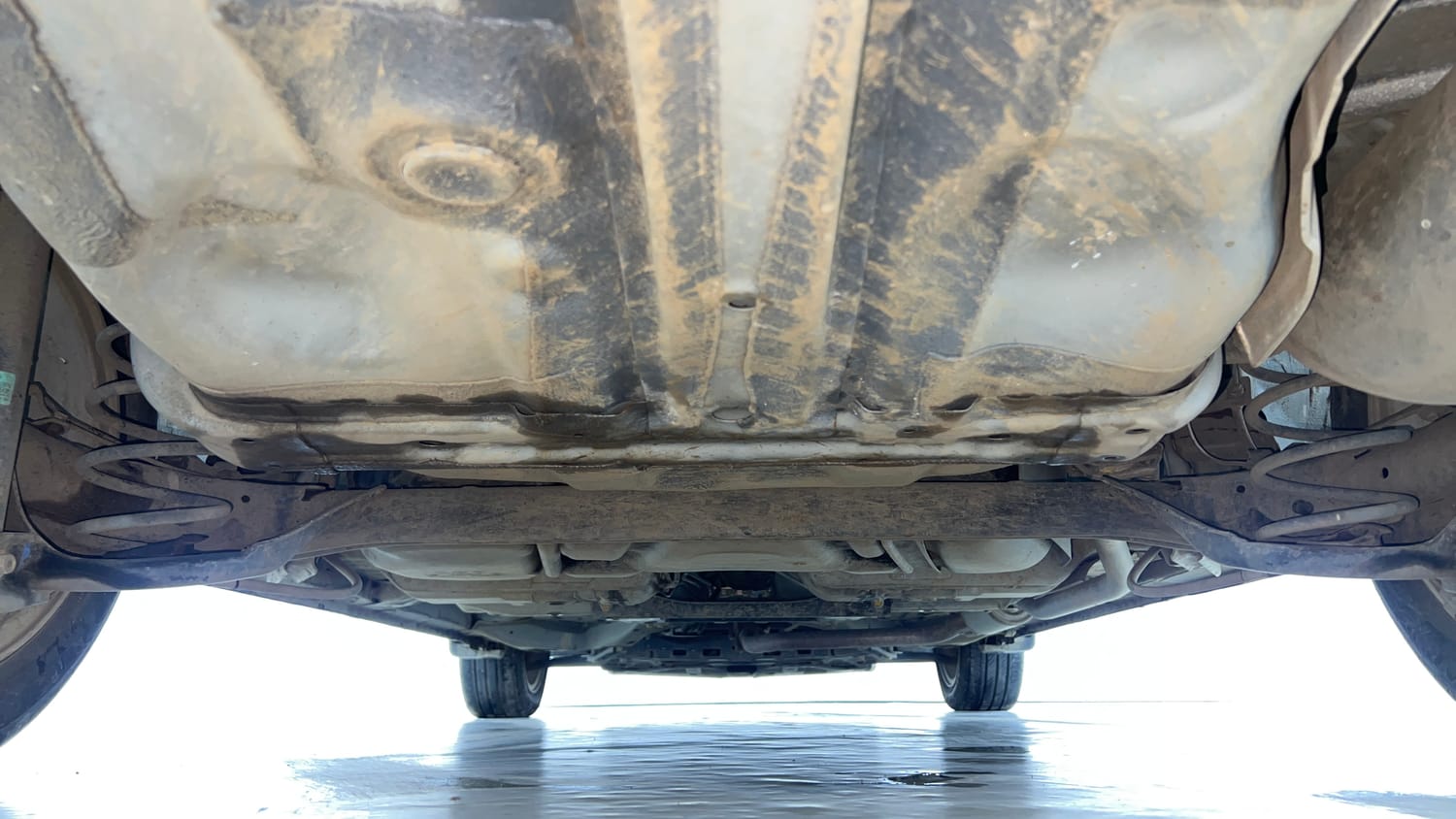 Used 2024 Honda City V Petrol CVT Petrol Automatic extra REAR UNDERBODY VIEW (TAKEN FROM REAR)