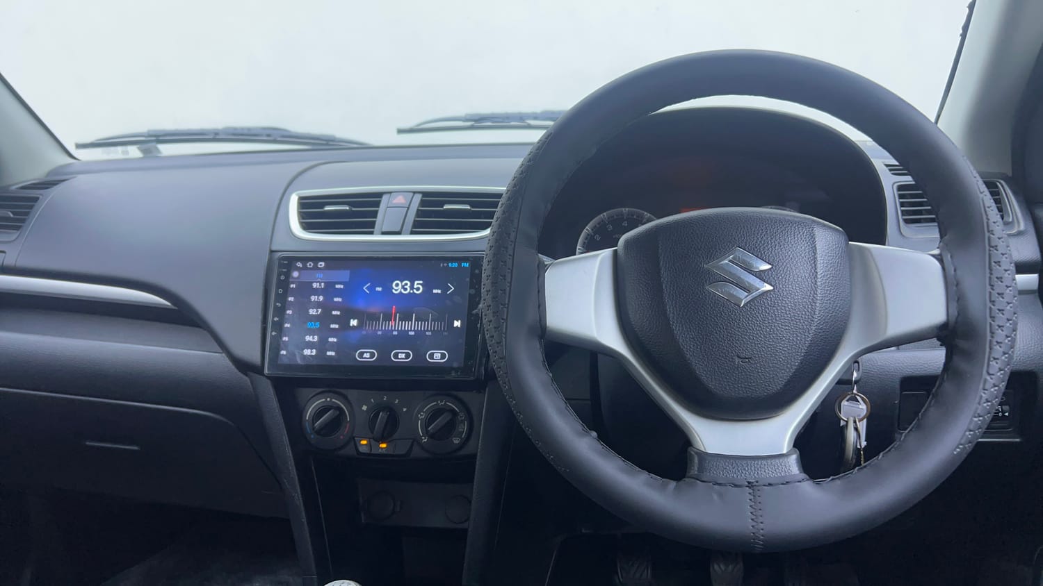 Used 2012 Maruti Suzuki Swift VXi Petrol Manual interior STEERING VIEW