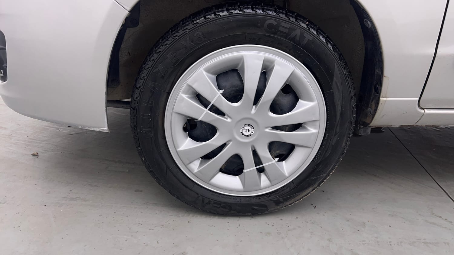 Used 2012 Maruti Suzuki Alto K10 VXi Petrol Manual tyres LEFT FRONT TYRE RIM VIEW