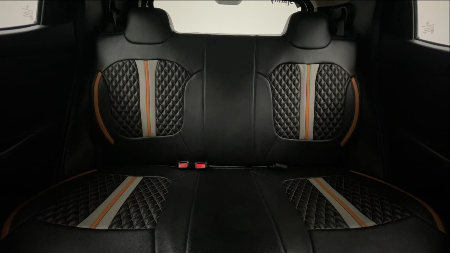 Used 2019 Renault Kwid RXT (O) 1.0 SCE Edition Petrol Manual interior REAR SEAT CONDITION VIEW
