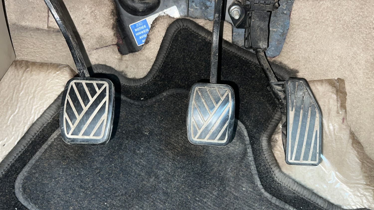 Used 2019 Maruti Suzuki Dzire VXi Petrol Manual interior PEDALS VIEW