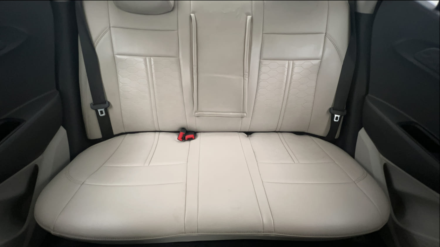Used 2020 Hyundai Aura S 1.2 Petrol Petrol Manual interior REAR SEAT CONDITION VIEW