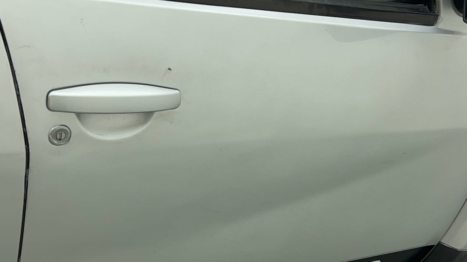 Used 2018 Renault Duster RXS CVT Petrol Automatic dents MINOR DENT