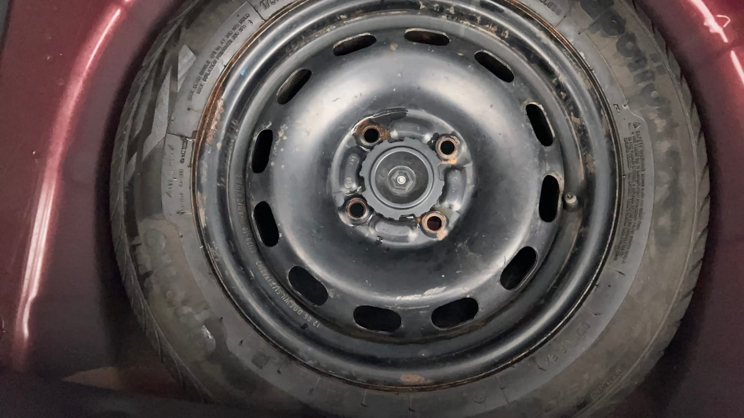 Used 2020 Ford Figo Titanium 1.2 Ti-VCT MT Petrol Manual tyres SPARE TYRE VIEW
