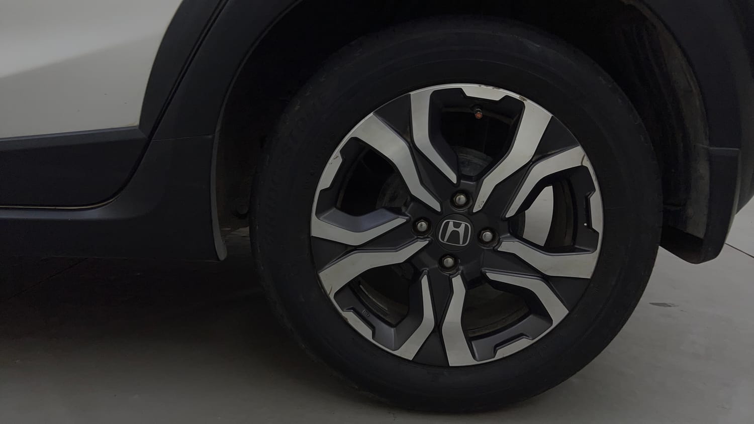 Used 2019 Honda WR-V VX MT Petrol Petrol Manual tyres LEFT REAR TYRE RIM VIEW