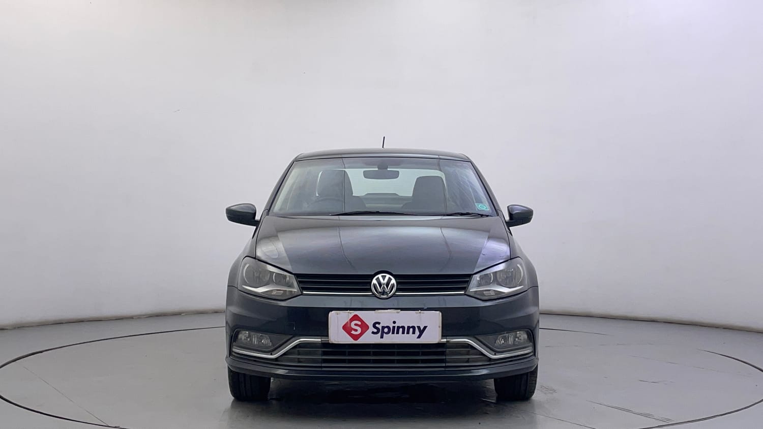 Used 2016 Volkswagen Ameo Highline1.2L (P) Petrol Manual exterior FRONT VIEW