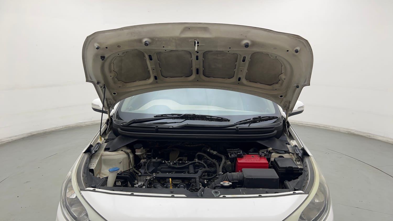 Used 2018 Hyundai Elite i20 Asta 1.2 AT Petrol Automatic engine ENGINE & BONNET OPEN FRONT VIEW