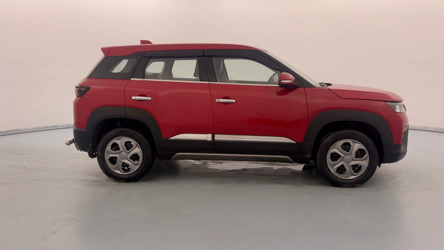 Used 2023 Maruti Suzuki Brezza VXi Petrol Manual exterior RIGHT SIDE VIEW