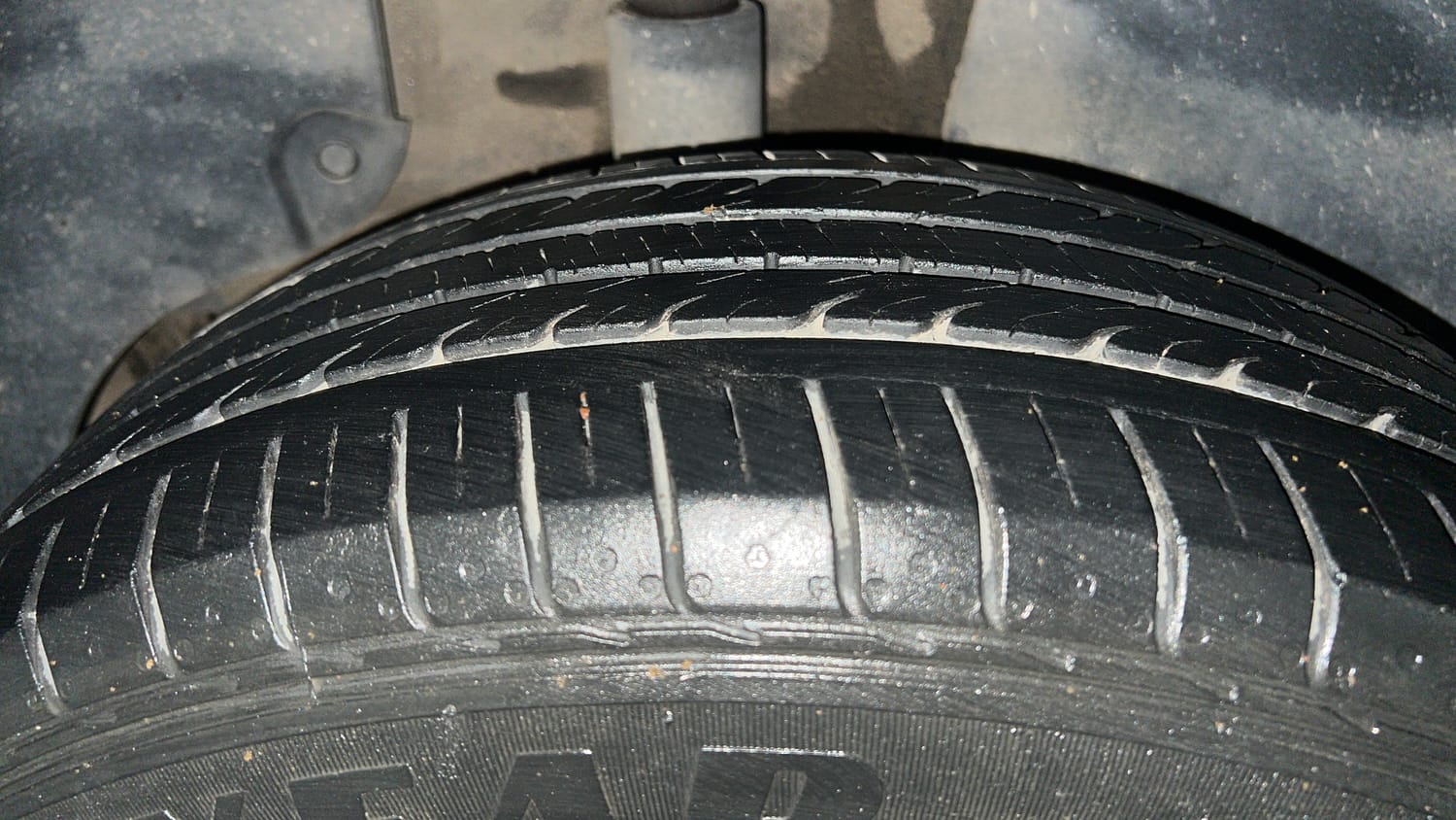 Used 2020 Kia Seltos HTK Plus 1.5 Petrol Manual tyres RIGHT REAR TYRE TREAD VIEW