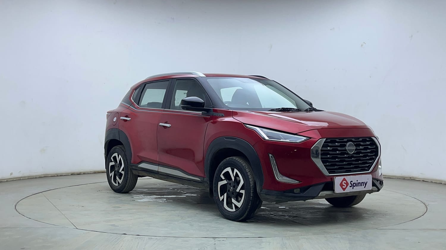 Used 2023 Nissan Magnite XV Premium Turbo Petrol Manual exterior RIGHT FRONT CORNER VIEW