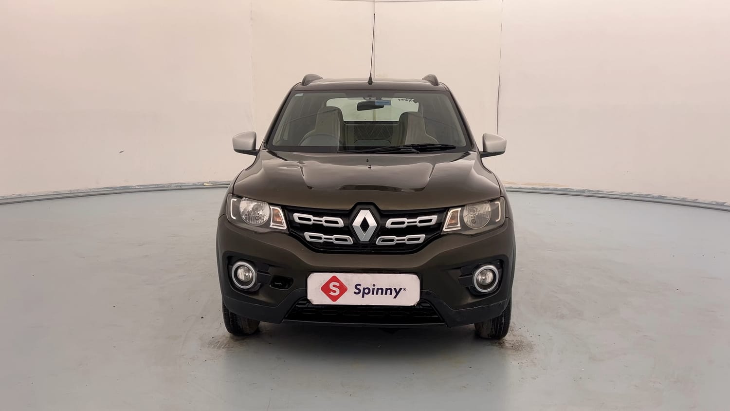 Used 2017 Renault Kwid 1.0 RXT AMT Opt Petrol Automatic exterior FRONT VIEW