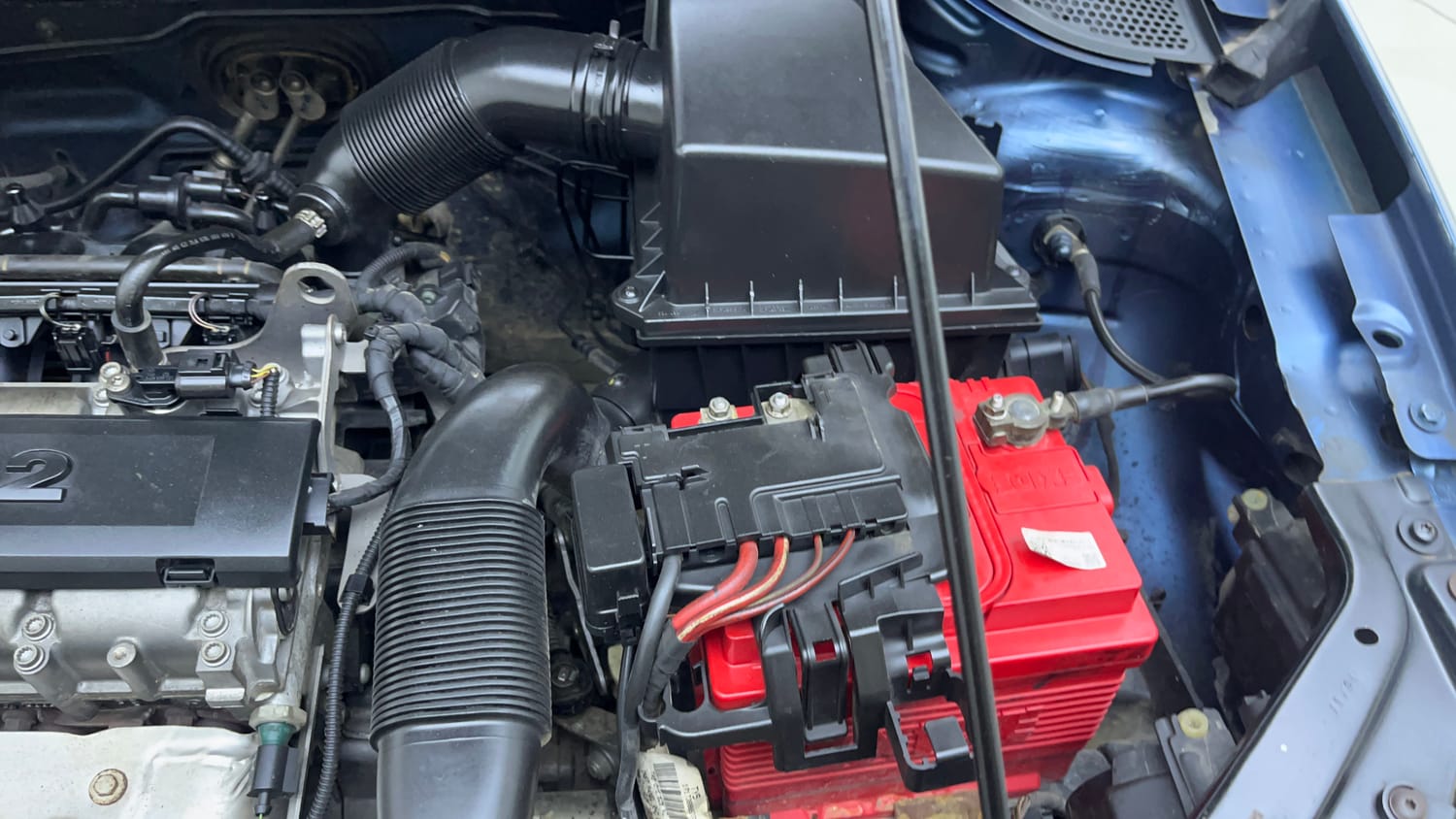 Used 2017 Volkswagen Polo Highline Plus 1.2( P)16 Alloy Petrol Manual engine ENGINE LEFT SIDE VIEW