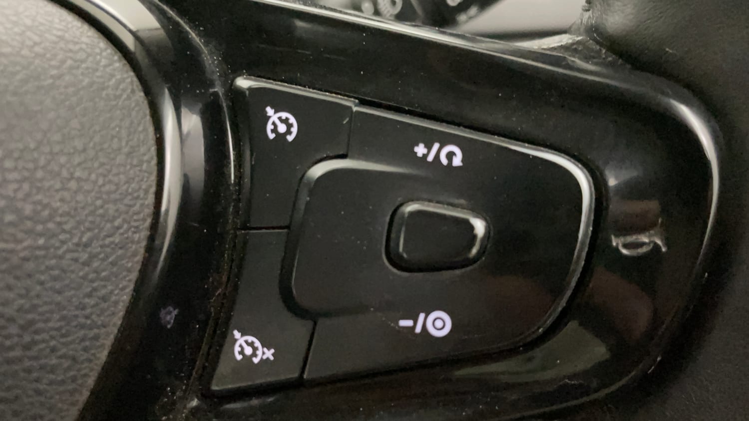 Used 2021 Tata Nexon XZA Plus (O) Diesel Diesel Automatic top_features Cruise control