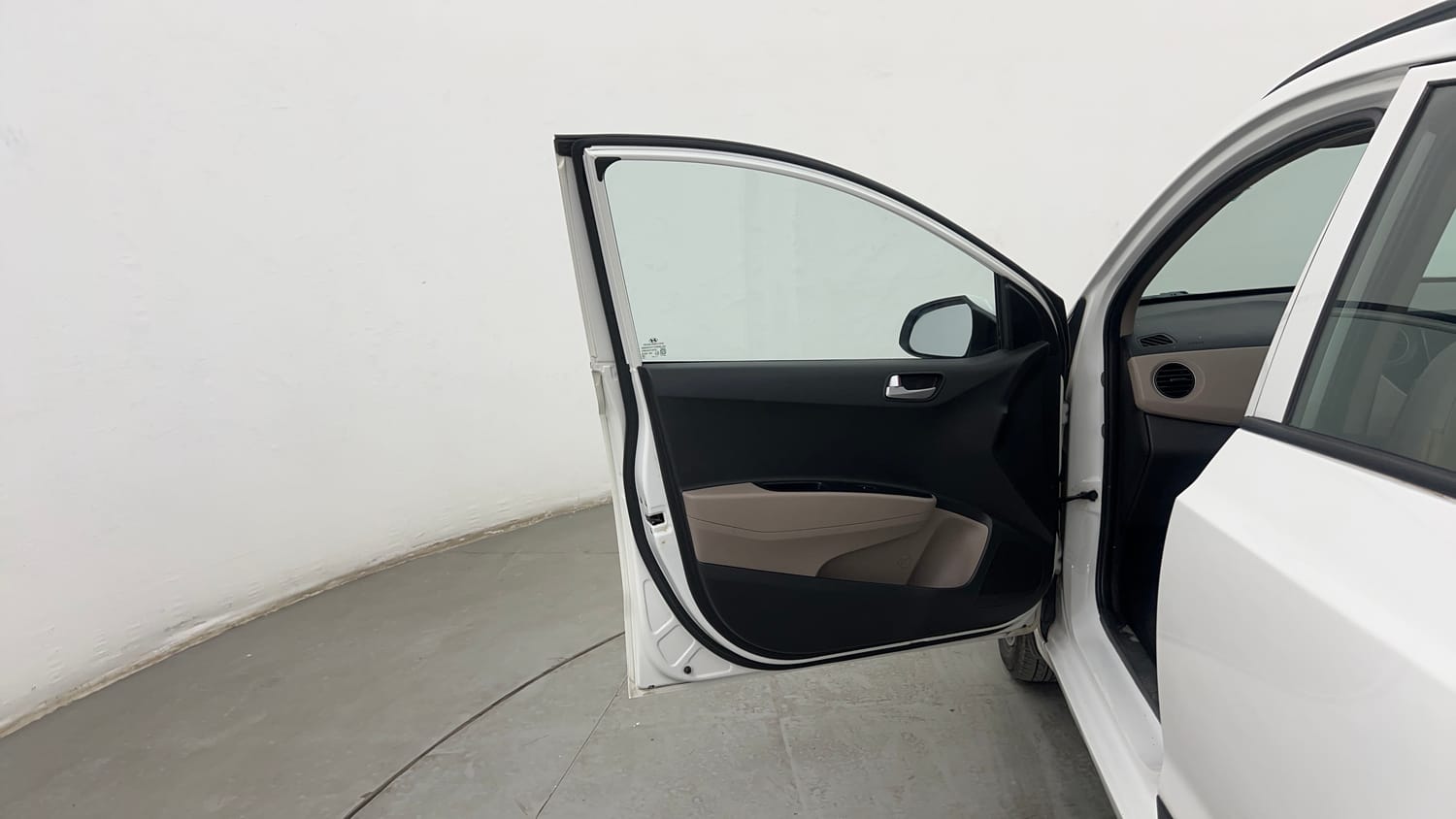 Used 2017 Hyundai Grand i10 Asta 1.2 Kappa VTVT Petrol Manual interior LEFT FRONT DOOR OPEN VIEW
