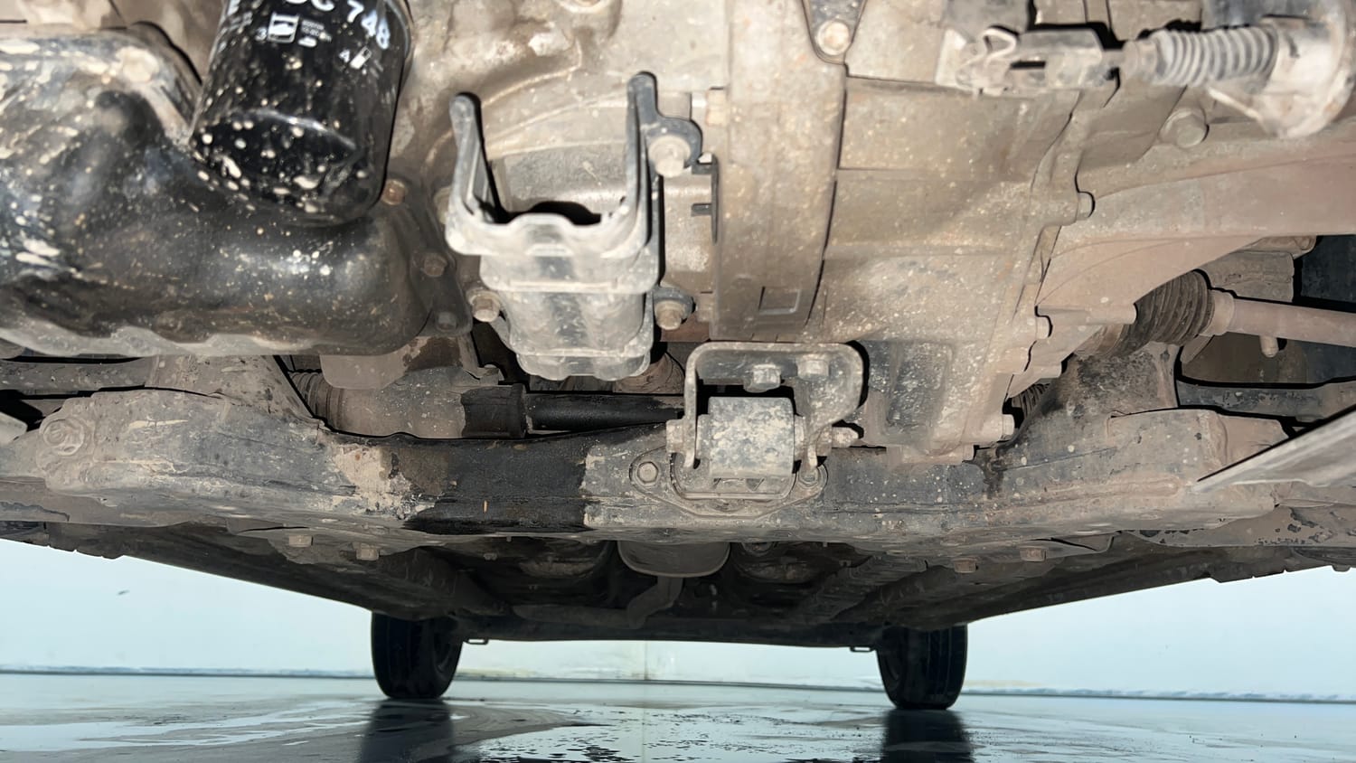 Used 2019 Hyundai Grand i10 Magna 1.2 Kappa VTVT Petrol Manual extra FRONT LEFT UNDERBODY VIEW