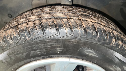 Used 2017 Renault Kwid 1.0 RXL Petrol Manual tyres LEFT FRONT TYRE TREAD VIEW