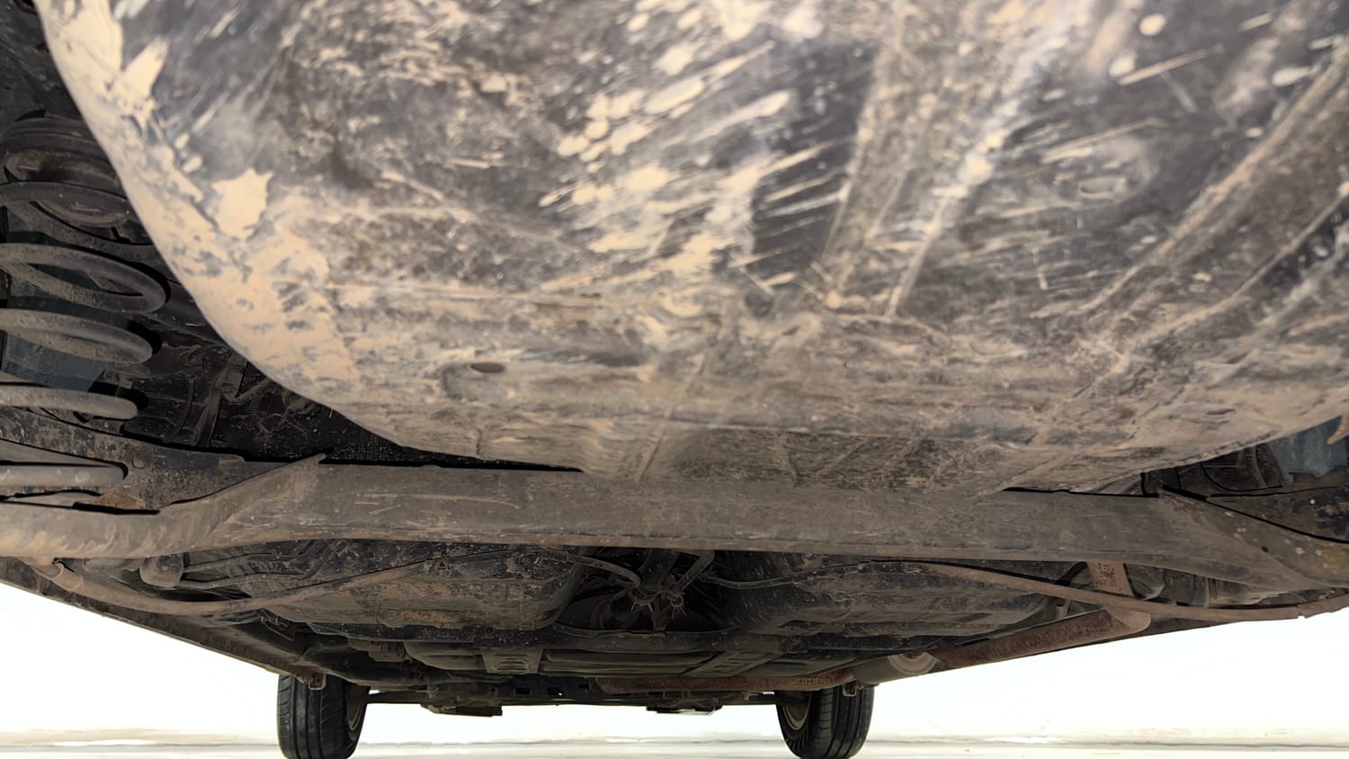 Used 2016 Honda Jazz V AT Petrol Petrol Automatic extra REAR UNDERBODY VIEW (TAKEN FROM REAR)