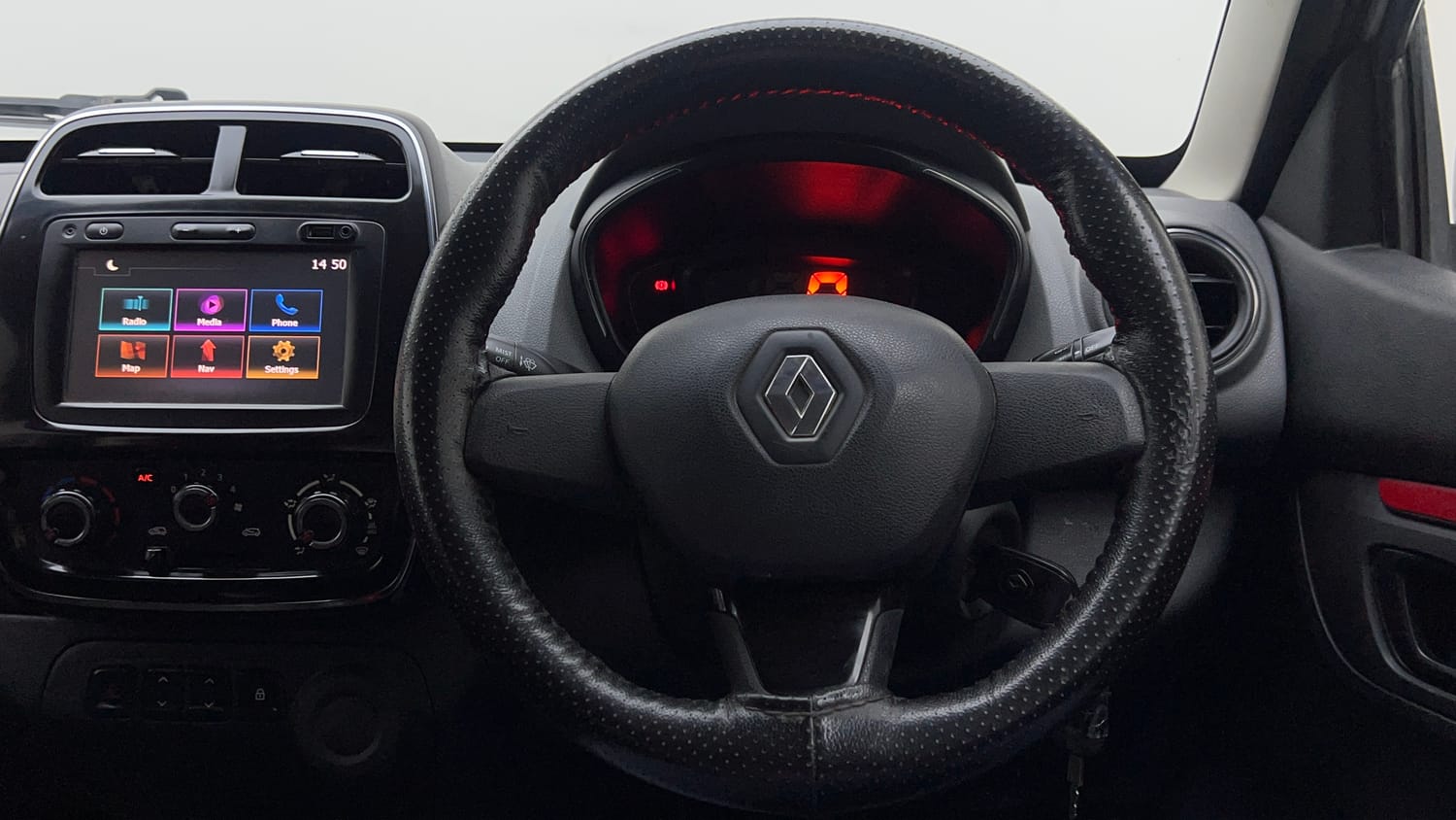 Used 2017 Renault Kwid RXT Live For More Edition 1.0 Petrol Manual interior STEERING VIEW