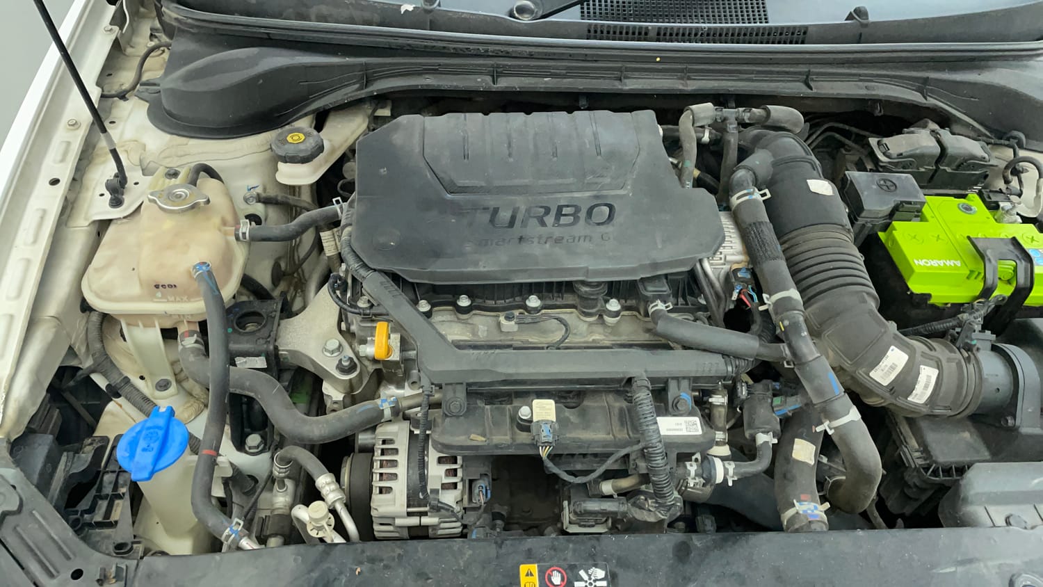Used 2023 Hyundai Verna SX (O) 1.5 Turbo Petrol MT Petrol Manual engine ENGINE RIGHT SIDE VIEW