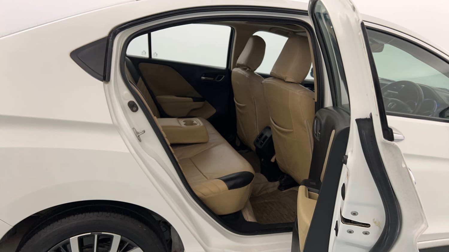 Used 2019 Honda City VX Petrol Petrol Manual interior RIGHT SIDE REAR DOOR CABIN VIEW