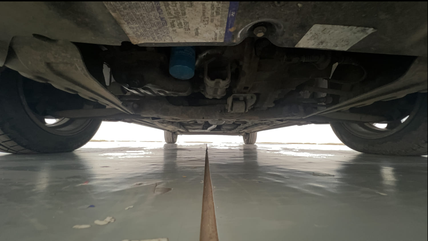 Used 2014 Hyundai Xcent SX 1.2 Petrol Manual extra FRONT LEFT UNDERBODY VIEW