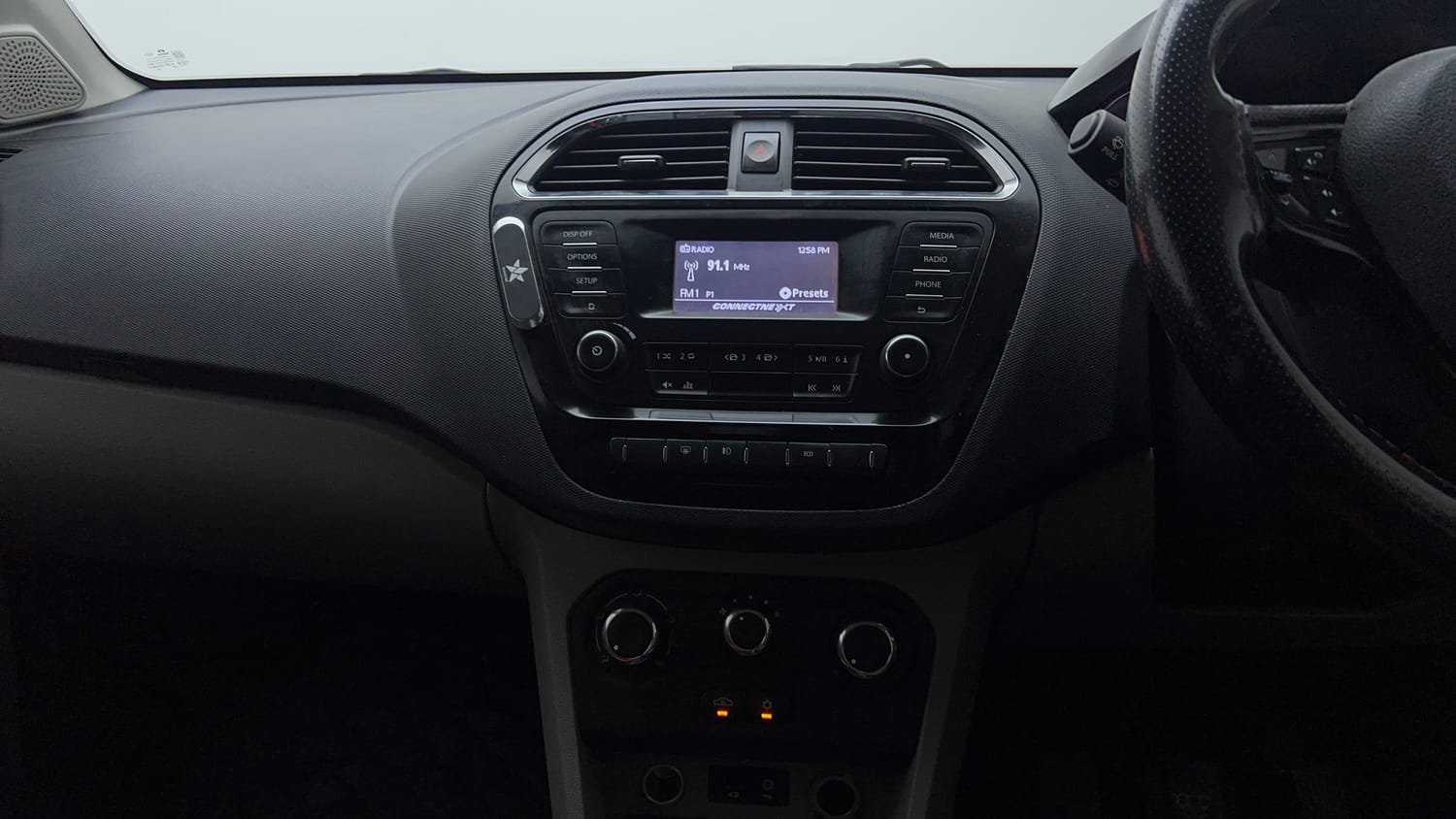 Used 2018 Tata Tiago XZ CNG (Outside Fitted) Cng Manual interior MUSIC SYSTEM & AC CONTROL VIEW