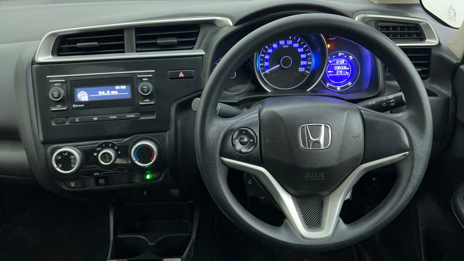 Used 2018 Honda WR-V S MT Petrol Petrol Manual interior STEERING VIEW