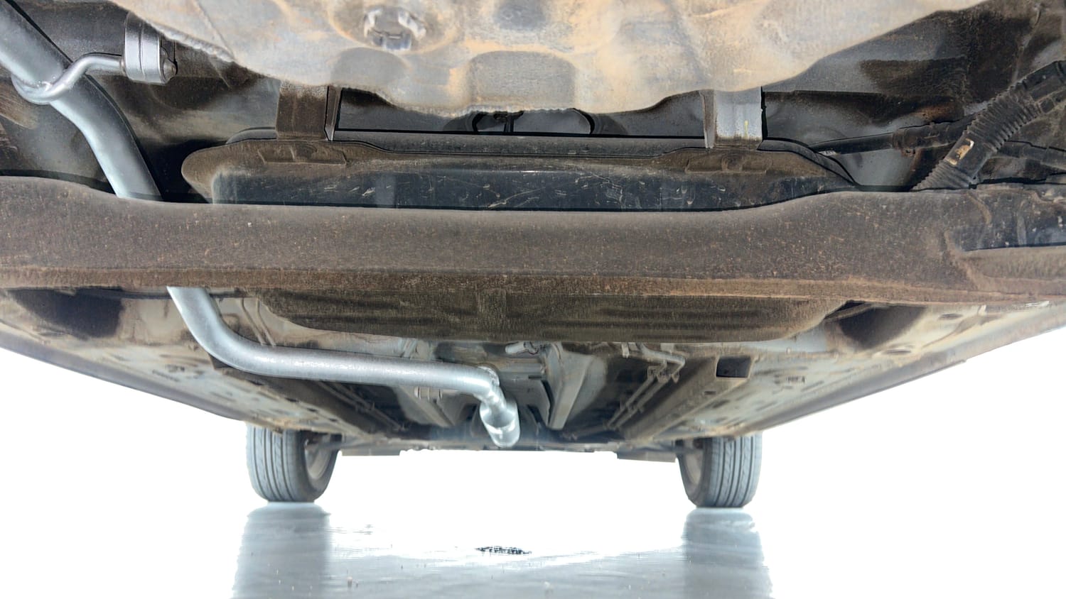 Used 2024 Nissan Magnite XV Premium Turbo CVT Petrol Automatic extra REAR UNDERBODY VIEW (TAKEN FROM REAR)